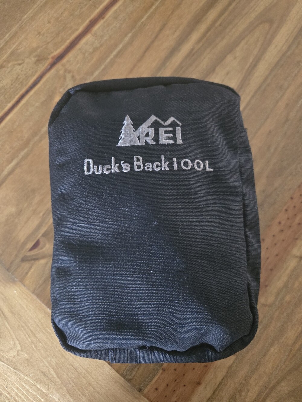 REI Ducks Back 100L Backpack Pouch for Rainjacket Bag Only EUC